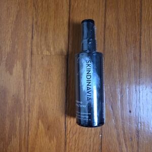 Skindinavia Makeup Finishing Spray